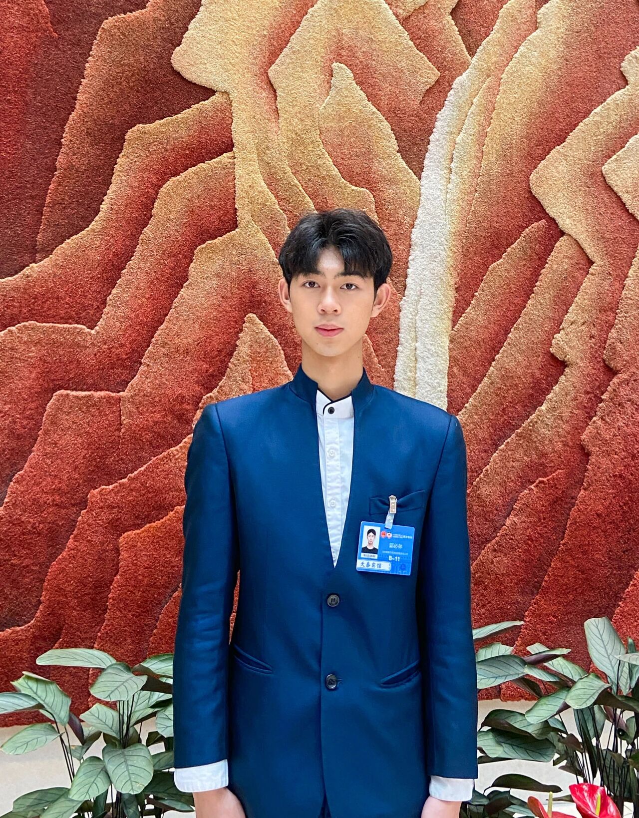 春赴盛会 青春护航 —— 云南工商学院学子在全国两会一线绽放青春风采