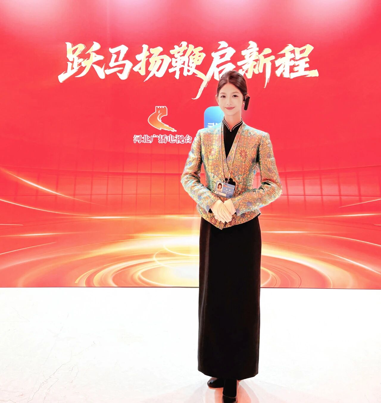 春赴盛会 青春护航 —— 云南工商学院学子在全国两会一线绽放青春风采